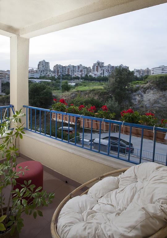 Apartment Sunny Yellow - With Balcony And Parking Place, سبليت الغرفة الصورة